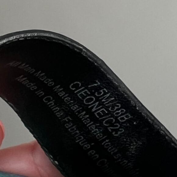 Karl Lagerfeld Cieone Iridescent Embossed Heels Size 7.5 - Picture 8 of 10